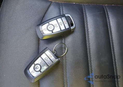 2017 Ford Fusion Se z USA, uszkodzony, nr VIN 3FA6P0H91HR122862